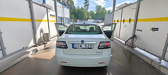 Saab 9-3 2 of 5