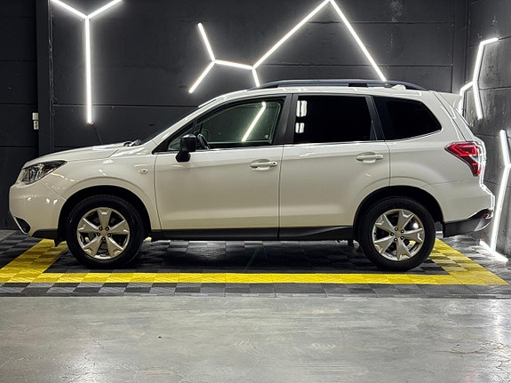 Subaru Forester 4 of 22