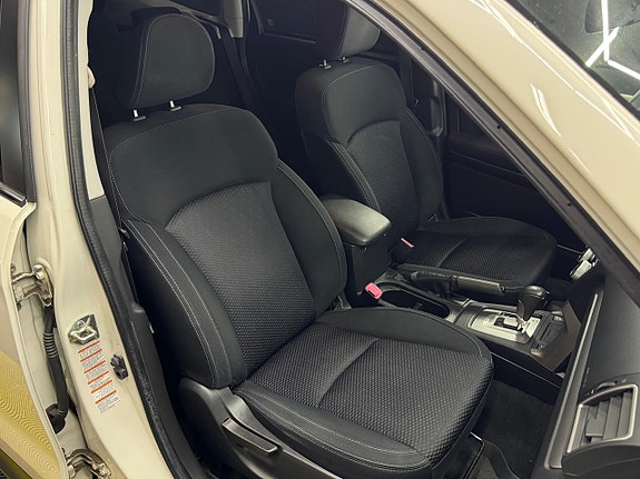 Subaru Forester 17 of 22
