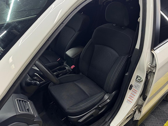 Subaru Forester 8 of 22