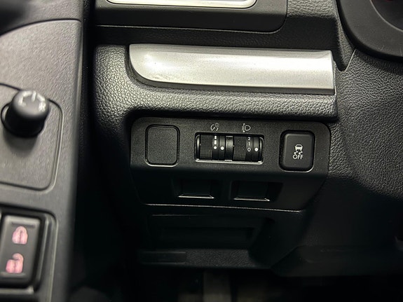Subaru Forester 10 of 22