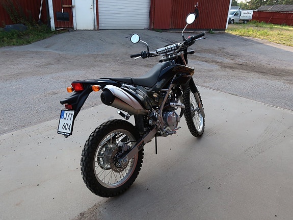 Kawasaki KLX 230 4 of 6