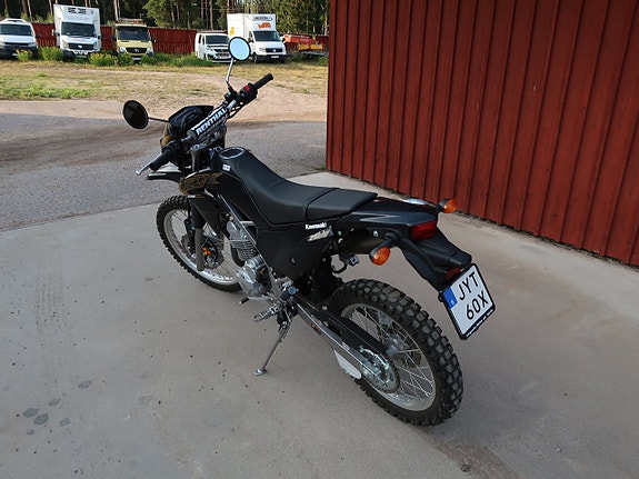 Kawasaki KLX 230 5 of 6