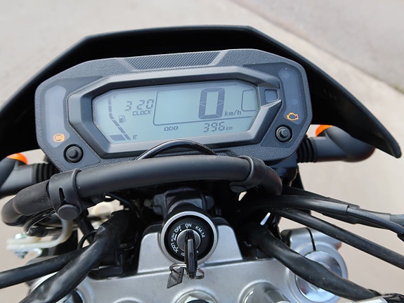Kawasaki KLX 230 6 of 6