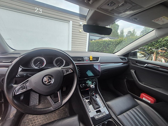 Skoda Superb 3 of 4