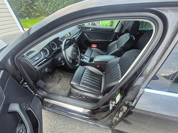 Skoda Superb 4 of 4