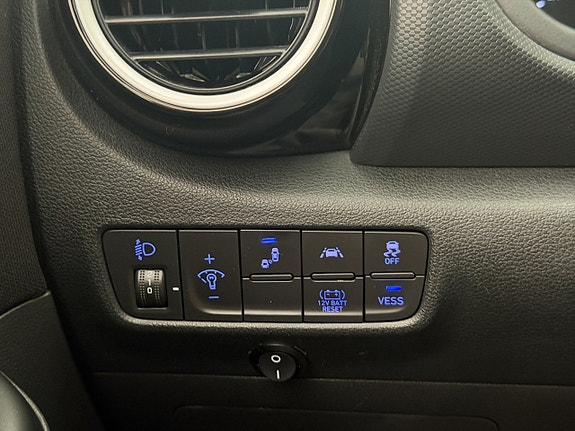 Hyundai Kona 21 of 26