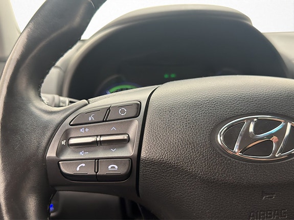 Hyundai Kona 16 of 26