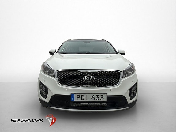 Kia Sorento 2 of 30
