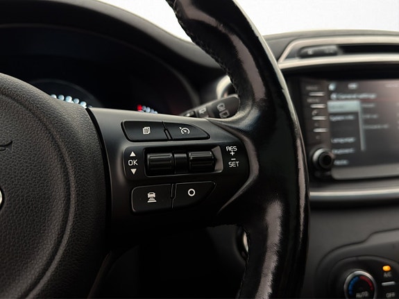 Kia Sorento 21 of 30