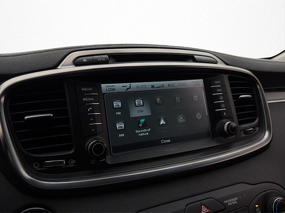 Kia Sorento 24 of 30