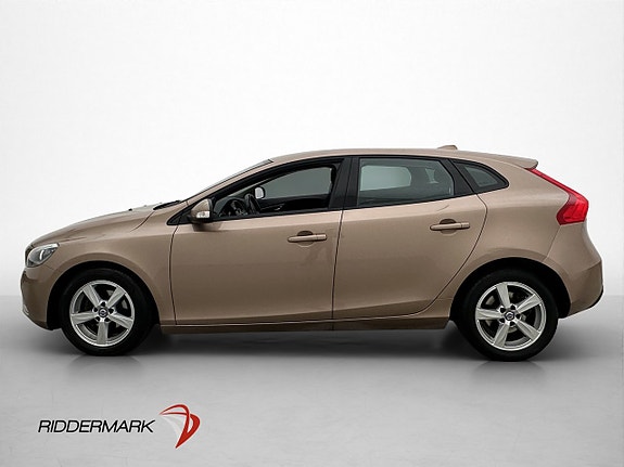 Volvo V40 4 of 22