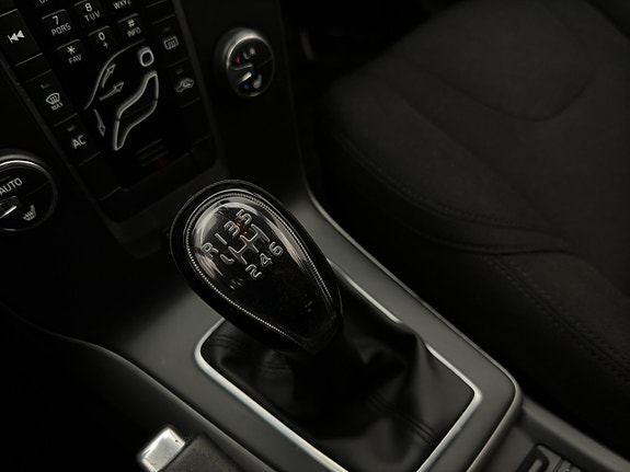 Volvo V40 19 of 22