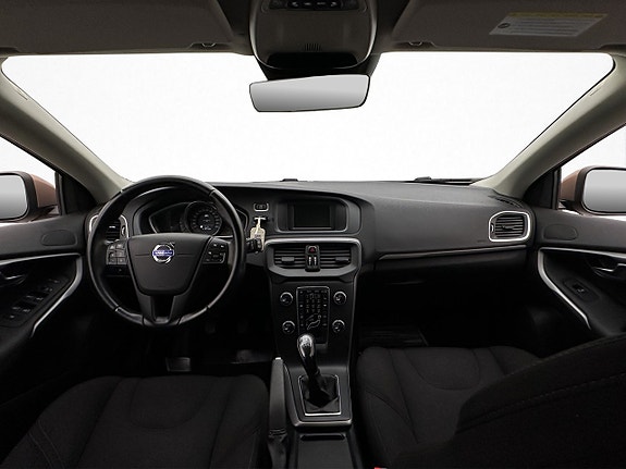 Volvo V40 14 of 22