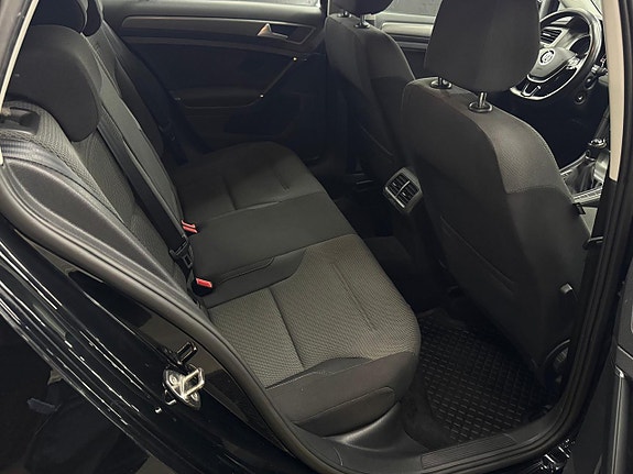 Volkswagen Golf I 17 of 23