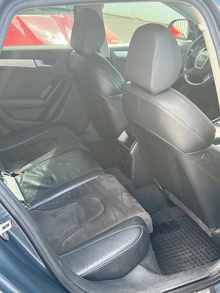 Audi A4 9 of 9