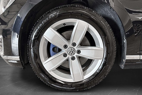 Volkswagen Passat 20 of 22