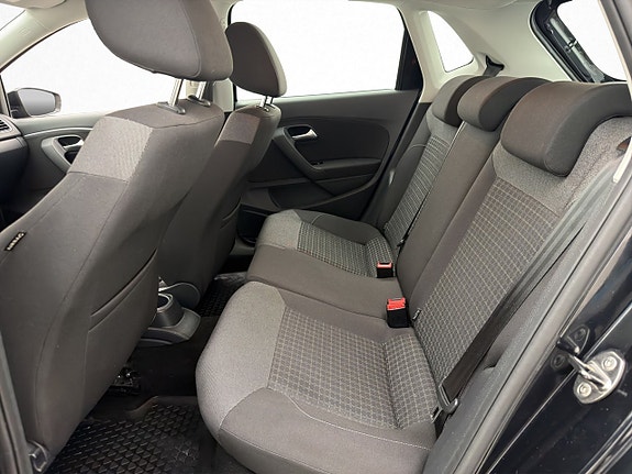 Volkswagen Polo 13 of 17