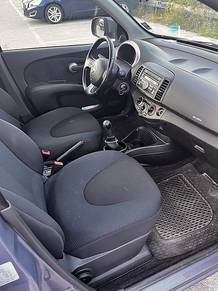 Nissan Micra 6 of 7
