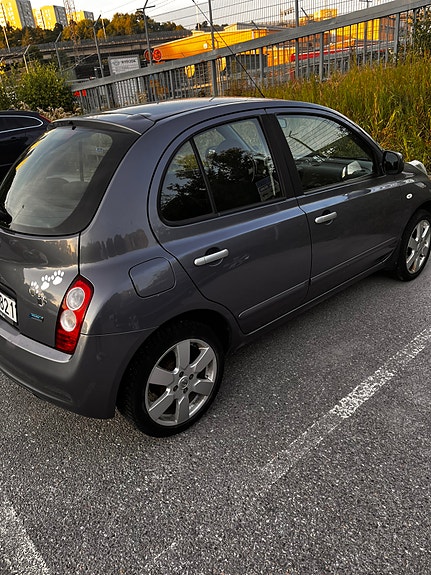Nissan Micra 3 of 7