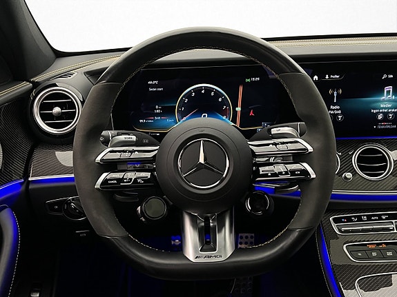Mercedes-Benz E63 13 of 30