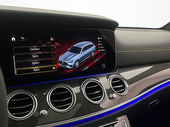 Mercedes-Benz E63 24 of 30