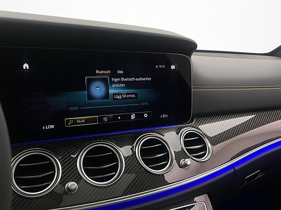 Mercedes-Benz E63 26 of 30