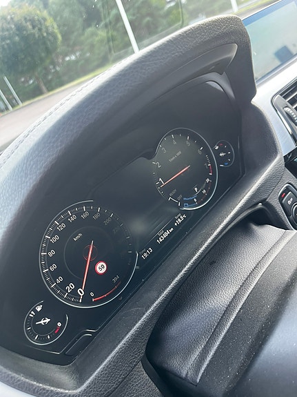 BMW 340i 7 of 10