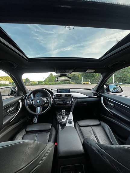 BMW 340i 8 of 10
