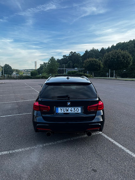 BMW 340i 4 of 10