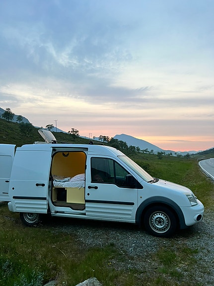 Ford Transit Connect 7 of 12