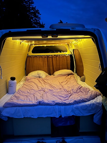 Ford Transit Connect 2 of 12