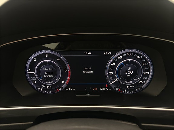 Volkswagen Tiguan 16 of 30