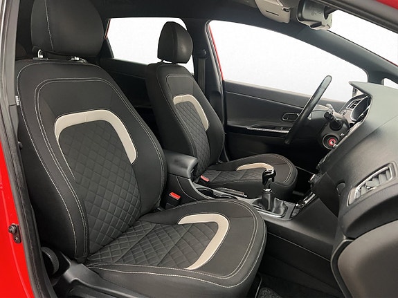 Kia Ceed 15 of 30