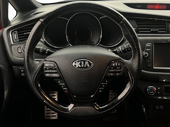 Kia Ceed 14 of 30