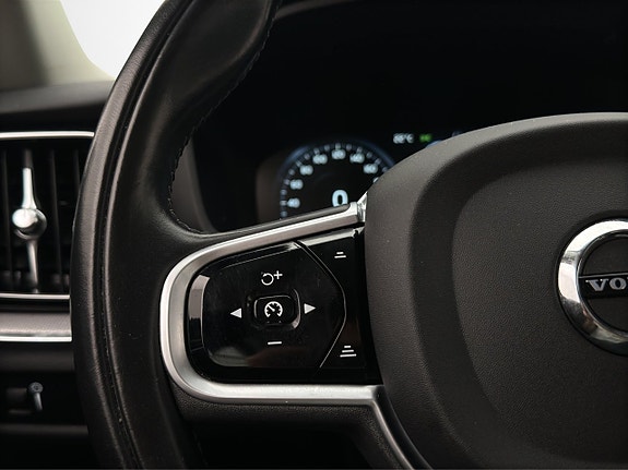 Volvo V60 19 of 30