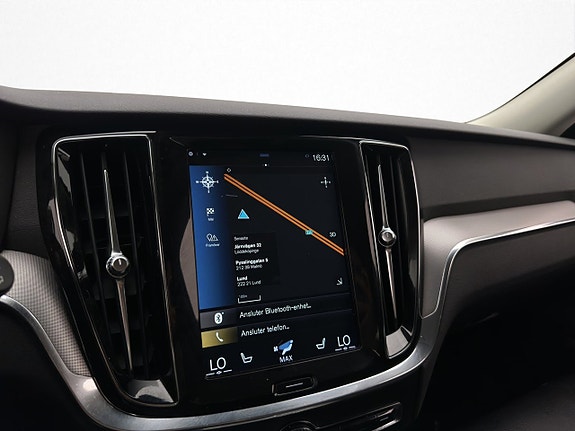 Volvo V60 26 of 30