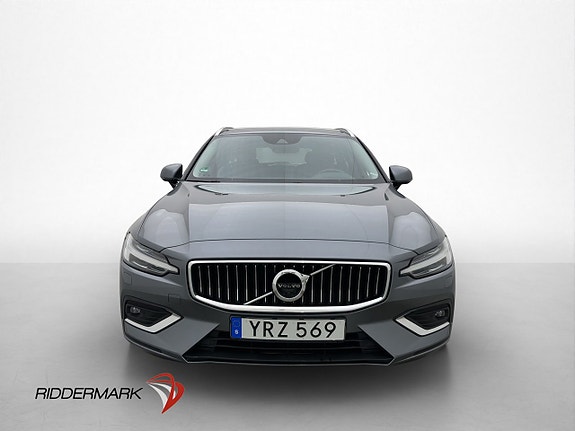 Volvo V60 2 of 30