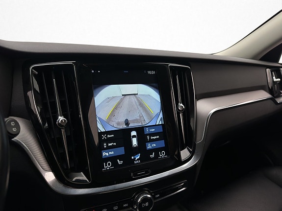 Volvo V60 27 of 30