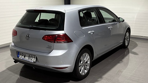 Volkswagen Golf VII 5 of 15