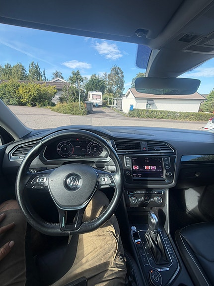 Volkswagen Tiguan 5 of 6