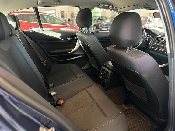 BMW 118d 21 of 24