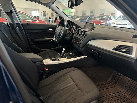 BMW 118d 18 of 24