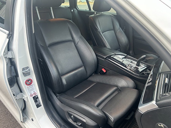 BMW 520d 13 of 16