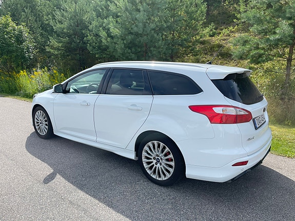 Ford Focus 3 of 10