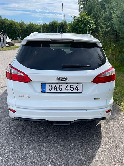 Ford Focus 5 of 10