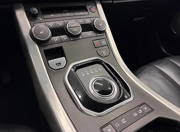 Land Rover Range Rover Evoque 9 of 15