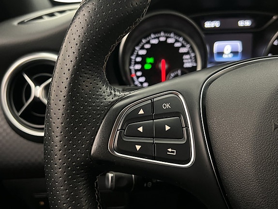 Mercedes-Benz A180 18 of 30