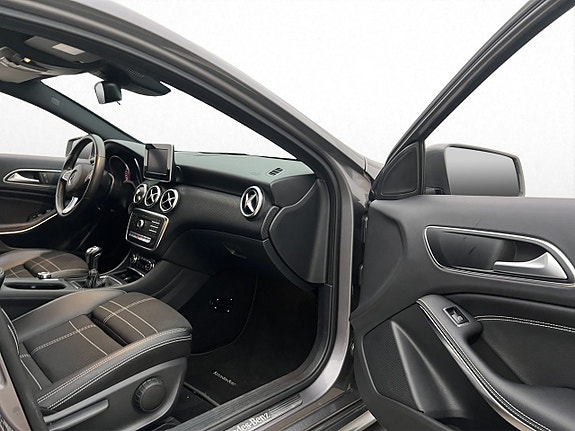 Mercedes-Benz A180 15 of 30