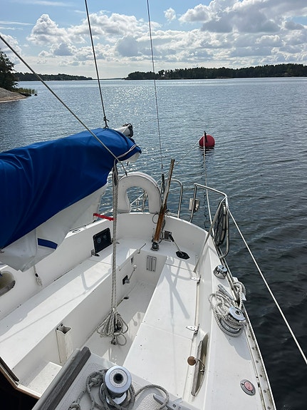 Omega 28 - endast två ägare, nytt storsegel och renoverad motor 7 of 7